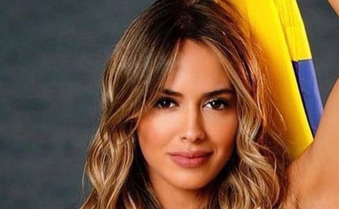 Shannon de Lima con camisa denim oversize (Fuente Instagram @shanondelimaa)