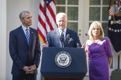 Obama y Hillary Clinton expresan respaldo a Biden para buscar reelección en 2024