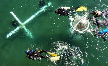 El viacrucis submarino y otras tradiciones asombrosas de Semana Santa 