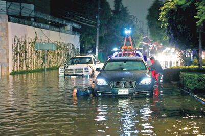 Bienes de capitalinos, en riesgo por lluvias