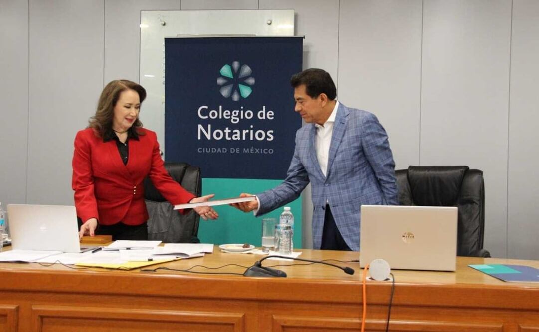 Yasmin Esquivel Mossa, ministra de la Corte, brindó una ponencia en el Colegio de Notarios de la Ciudad de México. Foto: Especial
