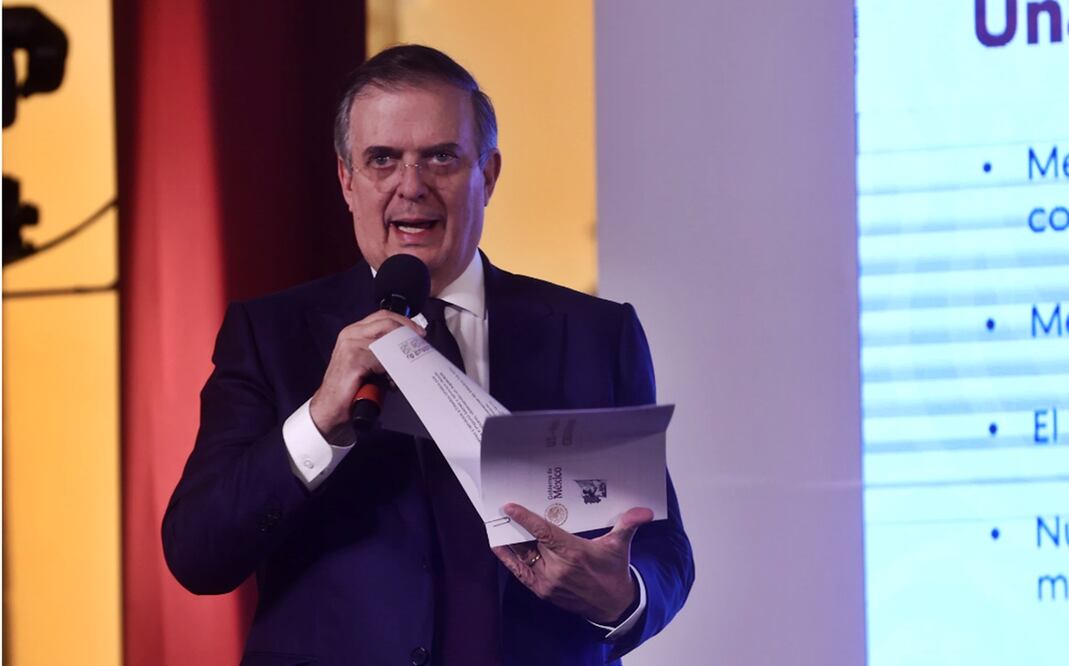 Marcelo Ebrard durante la mañanera de Claudia Sheinbaum. Foto: Gabriel Pano/EL UNIVERSAL