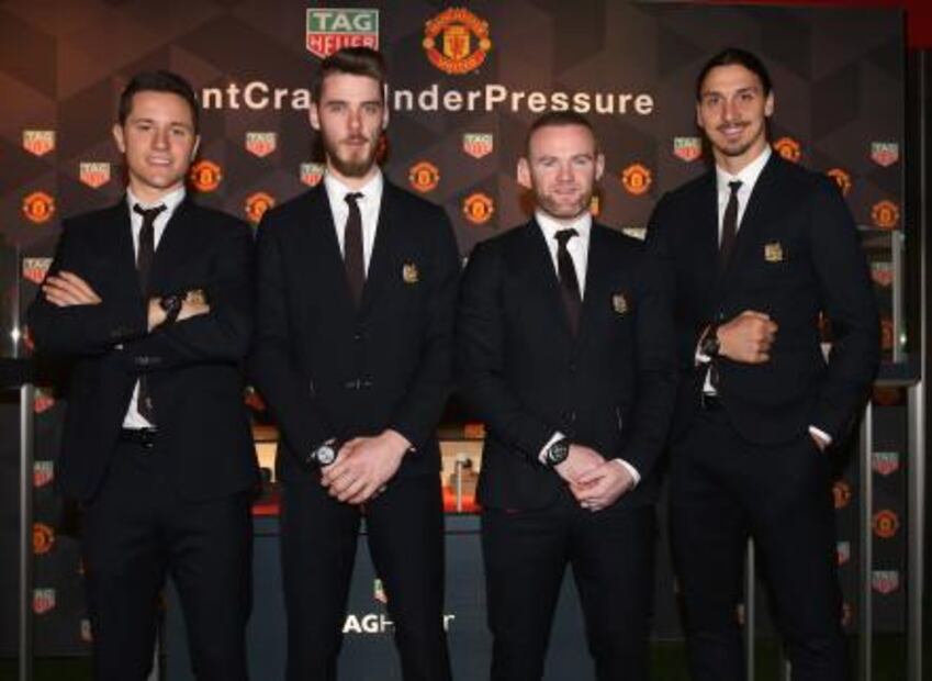 Manchester United salta a la cancha con cronógrafo de lujo