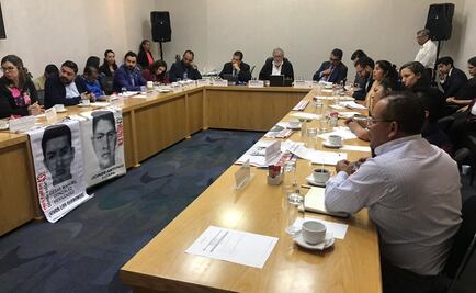 Informan a padres de normalistas de Ayotzinapa sobre omisiones de la Policía Federal