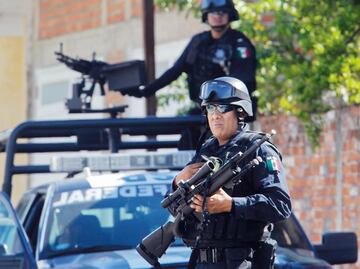Criminals ambush and massacre police officers in Michoacán