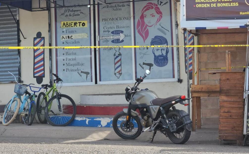 Atacan a dueño de peluquería en Sinaloa (18/11/2025). Foto: Especial