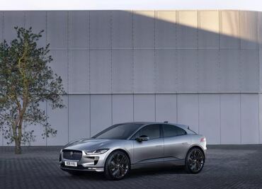 Jaguar dejará de fabricar autos de gasolina este año
