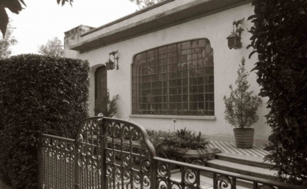 Paran demolición de casa atribuida a Adamo Boari en las Lomas de Chapultepec