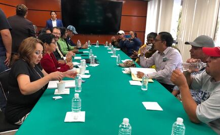 PT se reúne con comisión de campesinos en San Lázaro