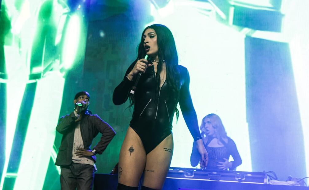 Presentación de la rapera puertorriqueña Villano Antillano durante la primera edición del Festival Hera en el Autódromo Hermanos Rodríguez. Foto: Gabriel Pano/EL UNIVERSAL.