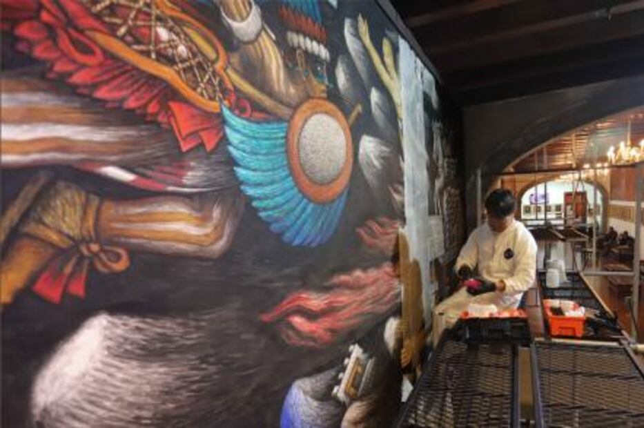 Tlaxcala avanza en restauración de murales de Palacio de Gobierno