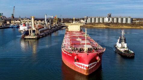 ¿Cómo afecta a Ucrania y el mundo que Rusia no haya renovado el acuerdo para transportar granos a través del Mar Negro?