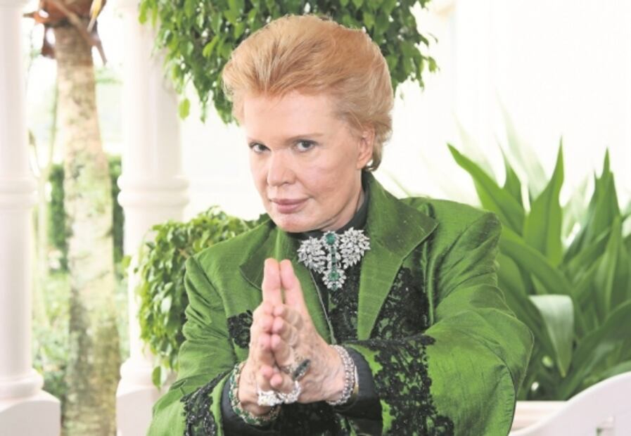 La muerte de su novia, una línea de jabones y su otro nombre; los datos que no sabías de Walter Mercado