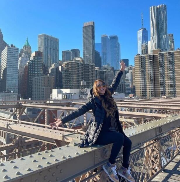 El look de Yanet García ideal para combatir el frío de Nueva York