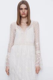 Zara tiene el mejor vestido de novia por menos de 800 pesos