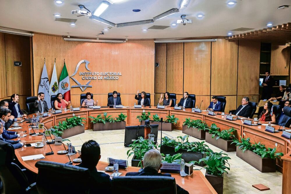 En el juicio promovido se indica que la decisión del IECM de validar los cambios de candidaturas electas constituye una infracción a la normativa. Archivo El Universal