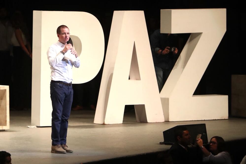 Anaya en el Auditorio Telmex de Zapopan Foto: Ariel Ojeda