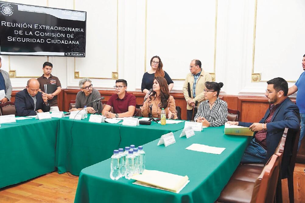 Tras la cancelación de la primera reunión de la Comisión de Seguridad Ciudadana, dieron a conocer que el calendario de trabajo concluirán el 29 del mes, luego se presentará el dictamen ante el pleno del Congreso local. Foto/ESPECIAL