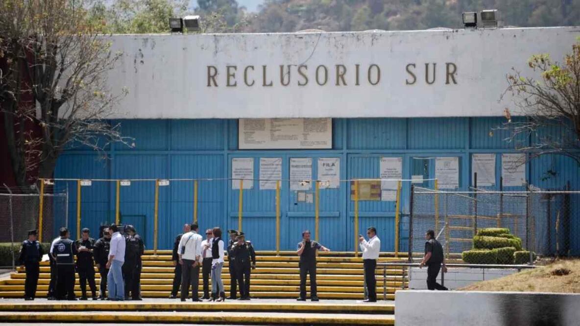 Reclusorio Preventivo Varonil Sur. Foto Especial