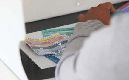 Observadores internacionales niegan "acordeones" en elección judicial 2025; eran "notas personales de apoyo", aclaran