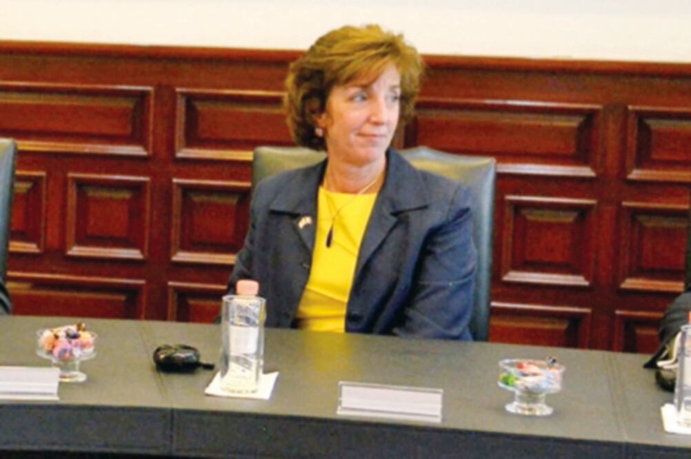 La embajadora de EU, Roberta Jacobson, se reunió con autoridades de la Cancillería, para hablar sobre el despliegue de la Guardia Nacional (PRESIDENCIA)