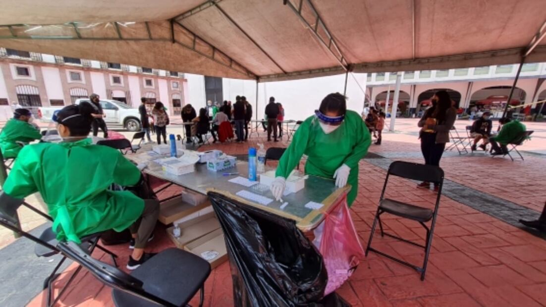 Aplican mil pruebas gratuitas en Toluca; 10% da positivo, en su mayoría menores de 12 años