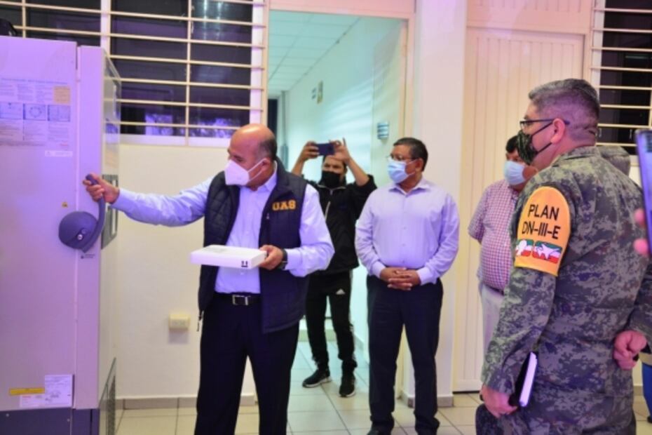 Sinaloa alista 30 ultra congeladores para conservar y distribuir vacunas contra Covid-19