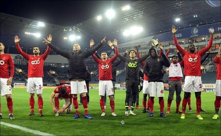 Guillermo Ochoa se despide del Standard de Lieja con empate ante el Genk