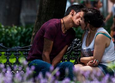 Los besos pueden poner en riesgo tu salud
