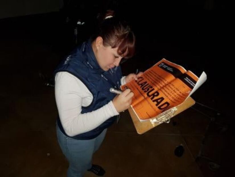 Sorprenden a menores en fiesta con alcohol y drogas en Tijuana