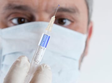 ¿Qué es la castración química, aplicada en violadores y pedófilos? 