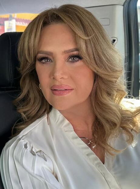 Érika Buenfil presume su figura renovada en redes sociales. Foto: Instagram erikabuenfil50
