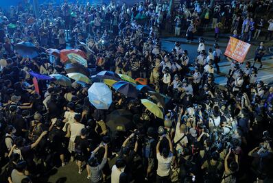 Protesta contra China en Hong Kong deja 5 heridos y 4 detenidos