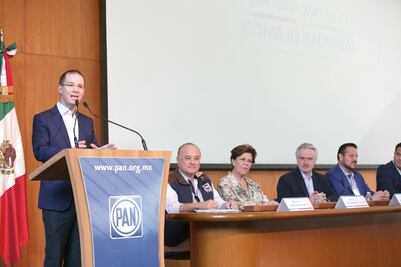 PRI es un desastre; AMLO, populista: Anaya