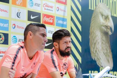 ¿Vestidor roto en América? Oribe Peralta y Paul Aguilar se burlan