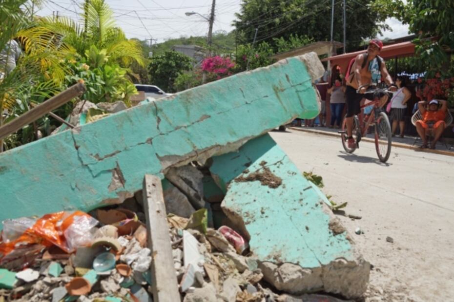Ascienden a 9 los muertos por sismo en Oaxaca