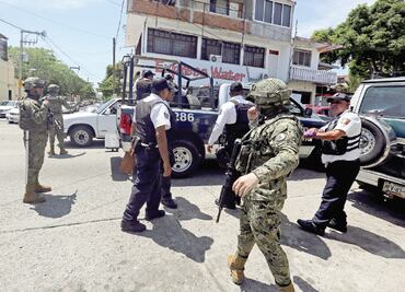 Ejército asume mando en Acapulco; EU manda alerta de viaje