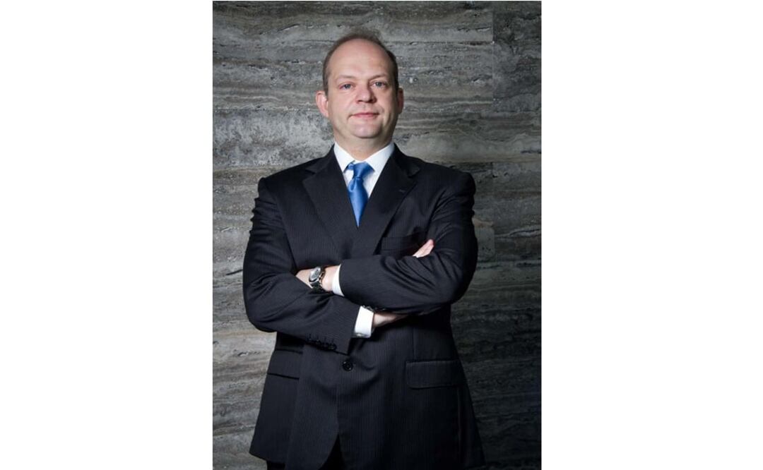 Se trata de un economista egresado del Instituto Tecnológico Autónomo de México (ITAM) con Maestría en Gestión Pública y Privada por la Universidad de Yale. /Especial - SHCP