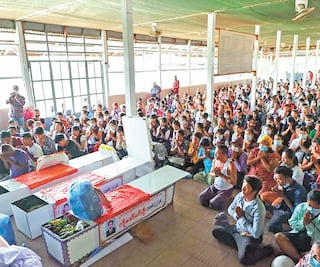 Birmania se levanta de luto por represión militar