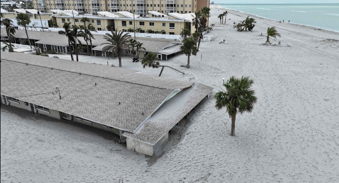 Afectaciones por el Huracán Milton tras su paso por Florida, EU. Foto: AP