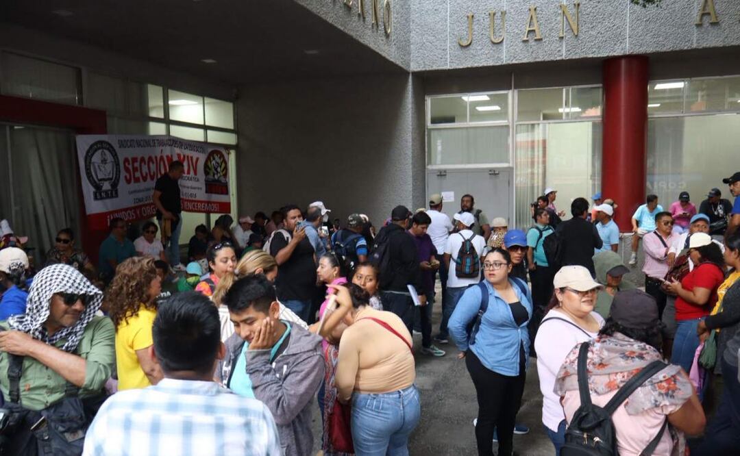Profesores de la CETEG en Guerrero toman edificio de Finanzas del Estado que se ubican en Chilpancingo (04/06/2025). Foto: Anwar Delgado Peralta / EL UNIVERSAL