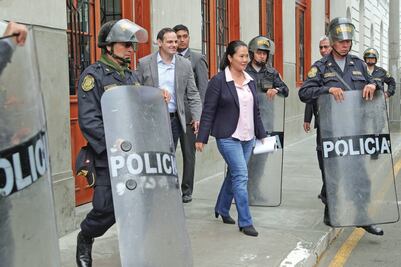 Fujimori acepta diálogo con presidente de Perú