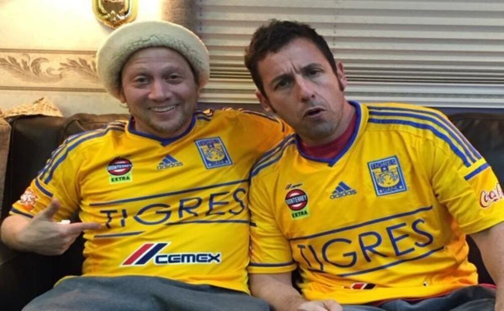 Rob Schneider saca la garra por Los Tigres de UANL