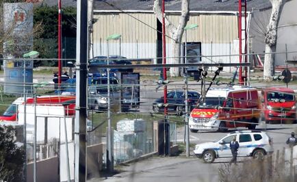 Abaten a sujeto que tomó rehenes en supermercado en Francia