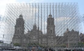 Avanza instalación de FIFA Fan Fest en el Zócalo; habrá pantalla gigante frente a la Catedral