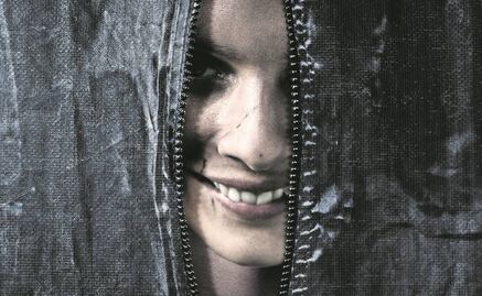 “Smile” se apodera de la cima en la taquilla