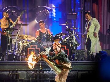 Baterista de Rammstein hace frente a las acusaciones contra Till Lindemann: "No creo que haya ocurrido algo ilegal"