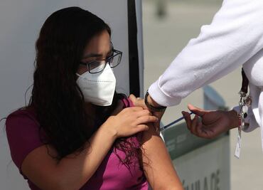 Maestros piden refuerzo de vacuna Cansino ante posible regreso a clases presenciales en Yucatán