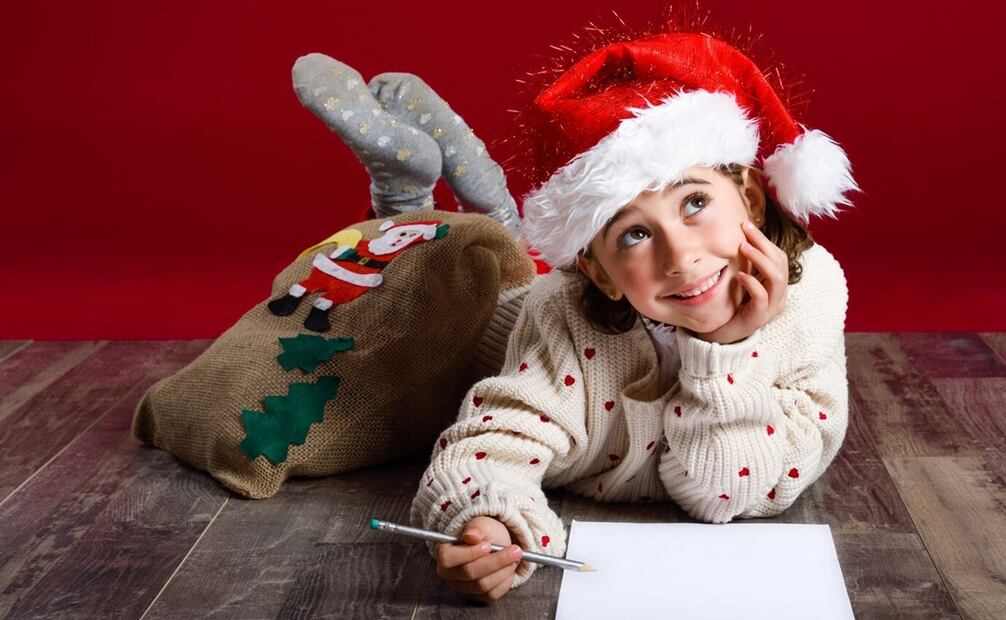 Las vacaciones de diciembre son ideales para vivir en familia las celebraciones de la temporada. Foto: Freepik