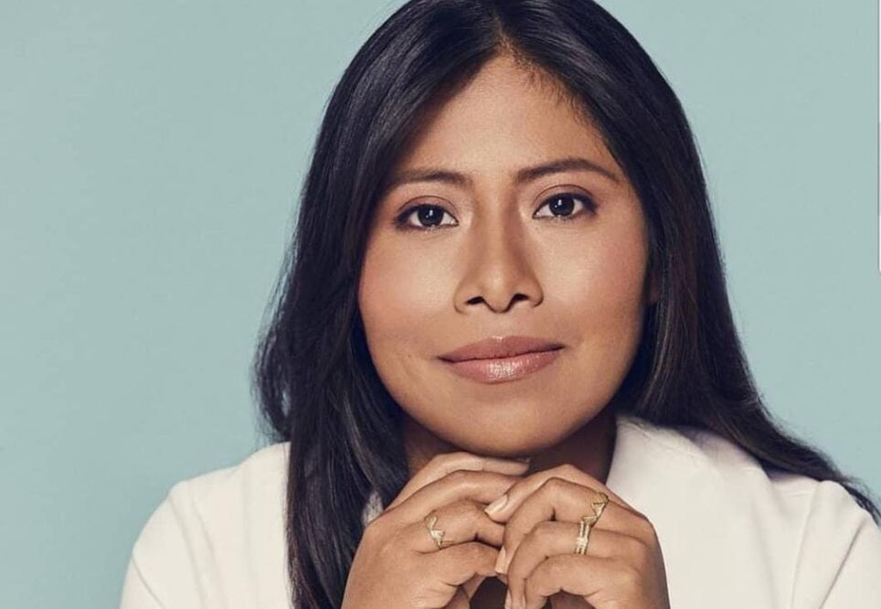 Yalitza Aparicio impone tendencia con su look casual, ideal para llevar esta temporada / Foto: Instagram @yalitzaapariciomtz